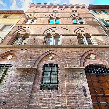 I Merli Di Ada Siena