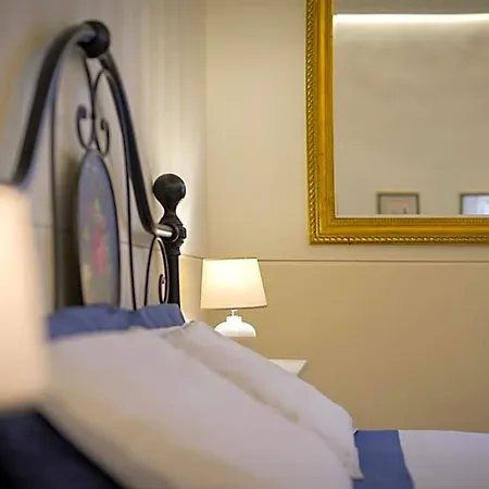 I Merli Di Ada Hotel