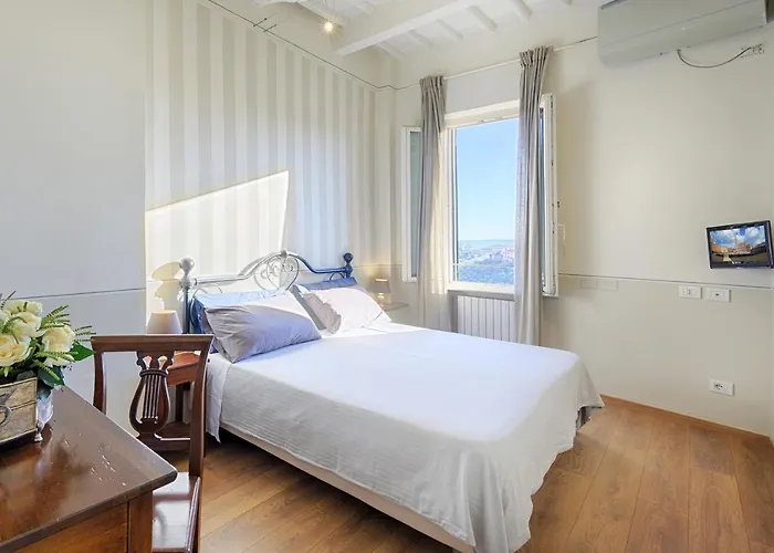 I Merli Di Ada מלון סיינה