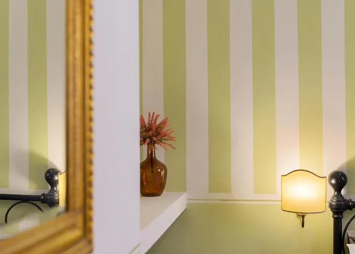 Hotel I Merli Di Ada 3*