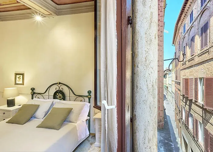 Hotel I Merli Di Ada Siena