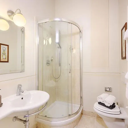 Hotel I Merli Di Ada Sienne