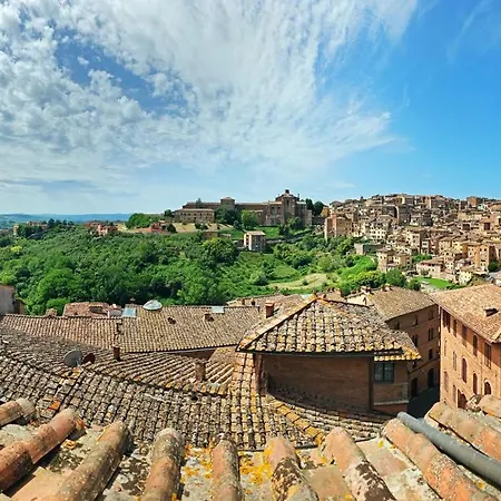 I Merli Di Ada Готель 3*